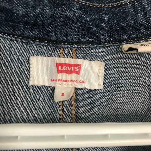 Lévis jeans jacket! - Picture 3 of 7
